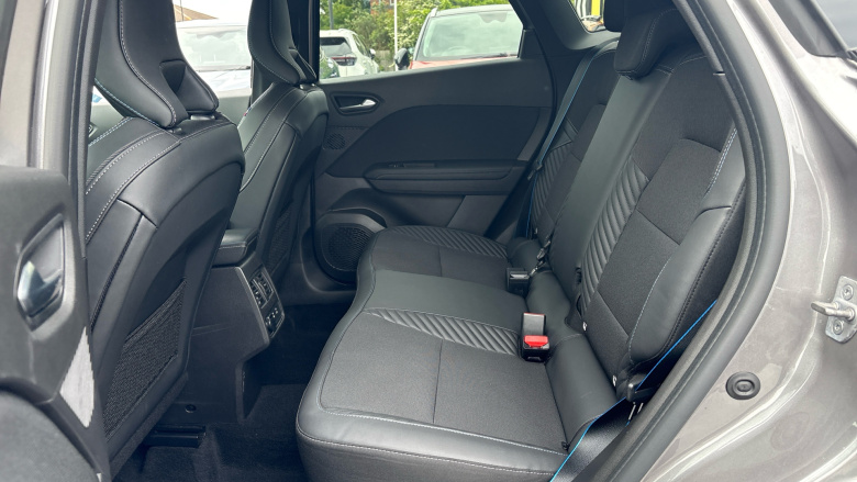 Renault Symbioz 1.6 E-Tech FHEV 145 Techno Esprit Alpine 5dr Auto Hybrid Estate